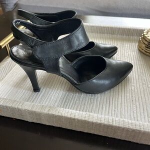 Paul Green Classic Black Leather Heels
